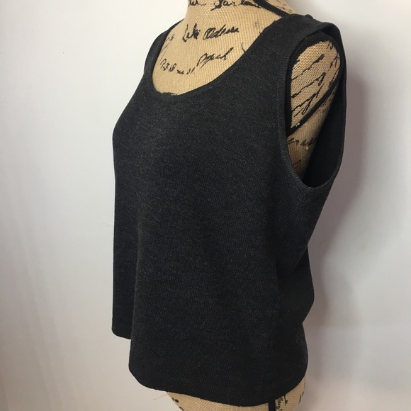 St. John wool blend grey knit tank top - Picture 2 of 8